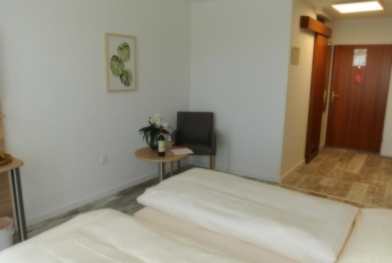 Kemnater Hof Apartments Ostfildern Esterno foto